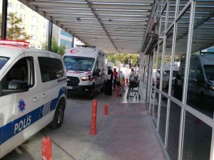 Trafikte Tartıştığı Şahıs Tarafından Bıçaklandı