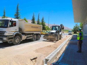 Niğde Belediyesi Su Ve Kanalizasyon Çalışmalarını Sürdürüyor