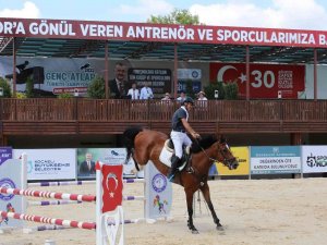 Genç Atlar Şampiyonası Kocaeli’de Gerçekleştirildi