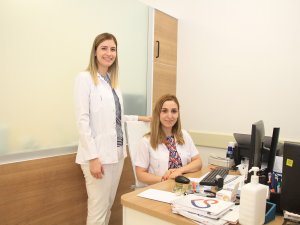 Kula Devlet Hastanesi’nde 2 Dahiliye Doktoru Göreve Başladı
