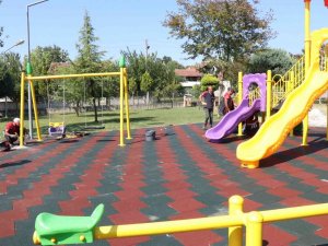 Düzce’de Mahalleler Yeni Parklara Kavuşuyor