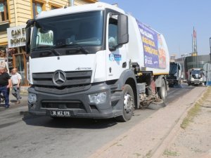 Melikgazi Belediyesi Toplu Temizlik Çalışmalarına Devam Ediyor