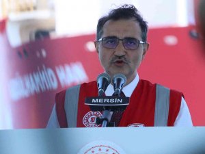 Bakan Dönmez: "Sayısız Engellemelerle Karşılaştık Ama Yılmadık, Pes Etmedik, İnandık"