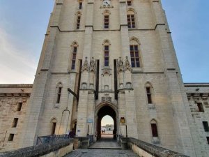 Fransa, Vincennes Şatosu’nu Rus Vatandaşların Ziyaret Etmesini Yasakladı