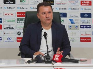 Giresunspor Kulübü Başkanı Hakan Karaahmet, 5 Oyuncu Daha Transfer Edeceklerini Söyledi