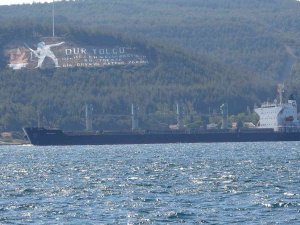 Ukrayna’dan Yola Çıkan Mısır Yüklü ‘Navi-star’ Tahıl Gemisi Çanakkale Boğazı’ndan Geçti