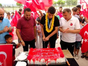 Dünya İkincisi Oldu, Memleketi Osmaniye’de Şampiyon Gibi Karşılandı
