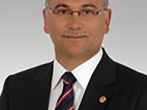 Balıkesir’de Eski Milletvekiline Yumruklu Saldırı