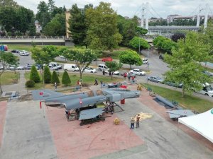 F4 Savaş Uçağı Karadan Yürütülecek