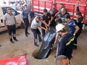 Yer Altı Şebeke Hattına Giren Hırsızlık Şüphelisinin Feci Sonu