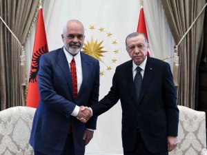 Cumhurbaşkanı Erdoğan, Arnavutluk Başbakanı Rama’yı Kabul Etti