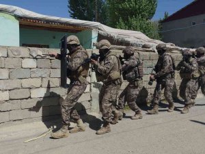 Van’da 33 Düzensiz Göçmen Yakalandı
