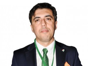 Bursaspor’a Eski Yöneticisi Erkan Aydemir’den Dev Forma Desteği