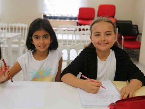 Ataşehirli Çocuklar Ve Gençler Almanca Öğreniyor