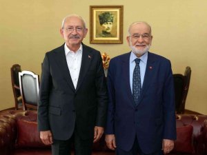 Chp Lideri Kılıçdaroğlu, Saadet Partisi Genel Başkanı Karamollaoğlu İle Görüştü