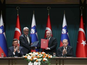 Cumhurbaşkanı Erdoğan’dan Slovenya İle Savunma Sanayinde İş Birliği Mesajı