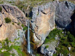 Doğa Harikası Şelale Keşfedilmeyi Bekliyor
