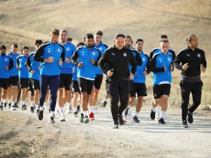 Afyonspor Güne Kros Koşusu İle Başladı