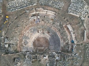 Aizanoi Kazıları Tamamen Dpü’ye Devredildi