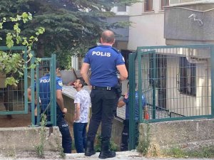 Tartıştığı Yaşlı Adamı Kafasında Bardak Kırarak Yaraladı