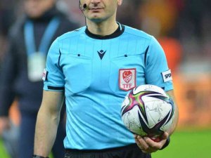Kayserispor-i̇stanbulspor Maçını Suat Arslanboğa Yönetecek