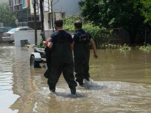 Sokak Göle Döndü, Felakete Ramak Kaldı