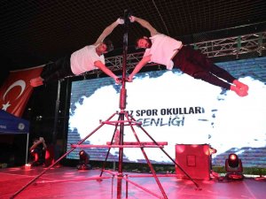 Merkezefendili Çocuklar Şenlikte Doyasıya Eğlendi