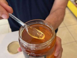 Bal, Petekte Durduğu Gibi Durmadı