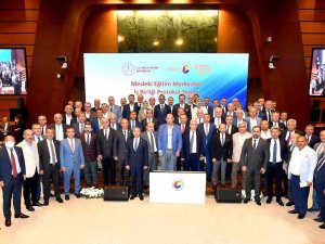 Etso Mesleki Eğitimin Güçlendirilmesi İçin 5 Dosya Hazırladı