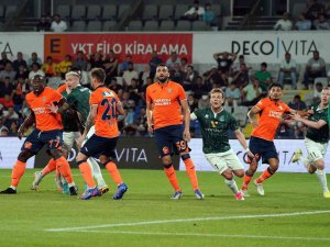 Uefa Avrupa Konferans Ligi: Medipol Başakşehir: 0 - Breidablik: 0 (Maç Devam Ediyor