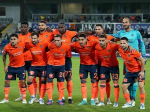 Başakşehir’de 3 Değişiklik