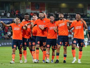 Başakşehir Uefa Konferans Ligi’nde Turladı