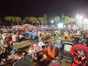 ‘Kral Şakir’ Aydın Tekstil Park’ta Çocuklarla Buluştu