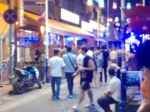 Olaya Müdahale Eden Polis Merdivenlerden Düşerek Ağır Yaralandı