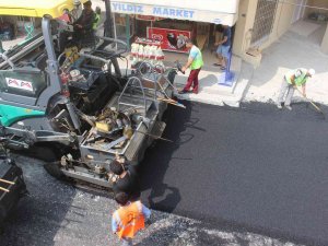 Mersin’de Yol Çalışmaları Devam Ediyor