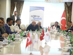 Vali Çiçek Ve Başkan Büyükkılıç’tan Eğitim Zirvesi