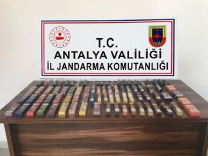Alanya’da Kaçak Elektronik Sigara Ele Geçirildi
