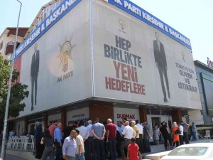 Ak Parti’den Kurucularına ’Ahde Vefa’ Aşuresi