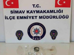 Simav’da Şüpheli Şahsın Üzerinden Uyuşturucu Çıktı