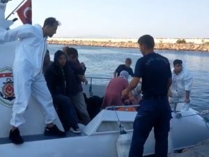 Çanakkale Açıklarında 17 Düzensiz Göçmen Kurtarıldı