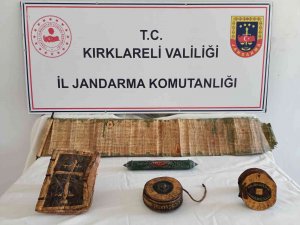 Kırklareli’de Hristiyanlığın Erken Dönemine Ait İ̇ncil Ve Tevrat Bulundu