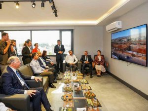 Başkan Fadıloğlu’dan, Bakan Kurum’a Kentsel Dönüşüm Brifingi