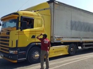 Şüpheli Tırdan 3 Milyon Kaçak Sigara Çıktı