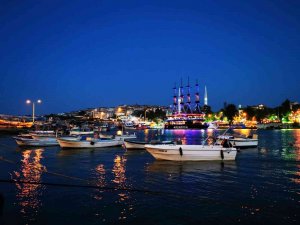 Balıkçı Barınağı Kendine Hayran Bırakıyor