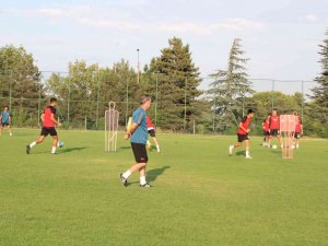 Eskişehirspor Yeni Sezonda Da Genç Futbolcular İle Mücadele Edecek