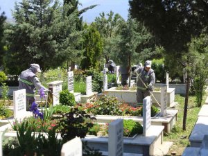 Denizli’deki 827 Mezarlık Büyükşehire Emanet