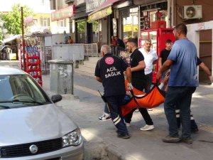 Silah Tutukluk Yapınca Dipçiğiyle Birbirini Vurdular: 2 Yaralı, 1 Gözaltı