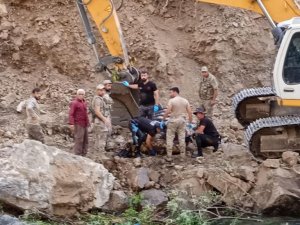 Siirt’te Müküs Çay’ında Kaybolan Hemşire 64 Gün Sonra Bulundu