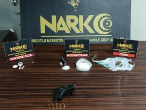 Manisa’da Otel Odasına Uyuşturucu Operasyonu