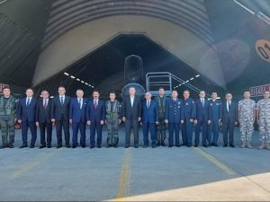 Cumhurbaşkanı Erdoğan’dan Amasya Protokolü Ve Pilotlarla Hatıra Fotoğrafı